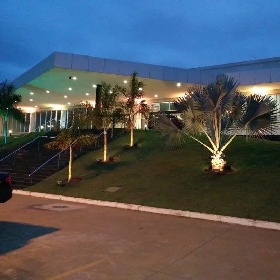 Fachada do Centro de Eventos Cenarium Rural, em Cuiabá/MT